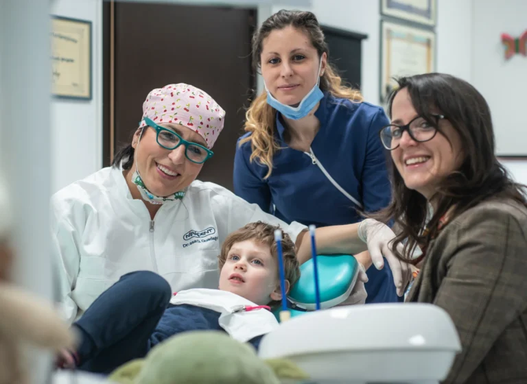 Quando iniziano a cadere i denti da latte