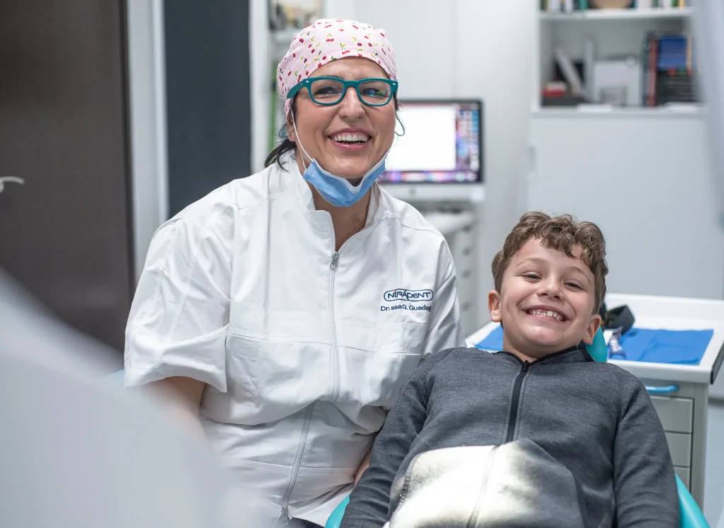 Quando portare il bambino per la prima visita dentistica