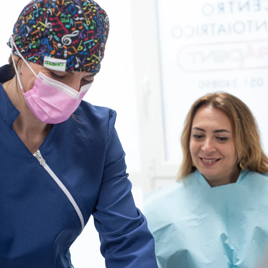 FOTO CI PRENDIAMO CURA DI TE 1 - Dentista a Bologna