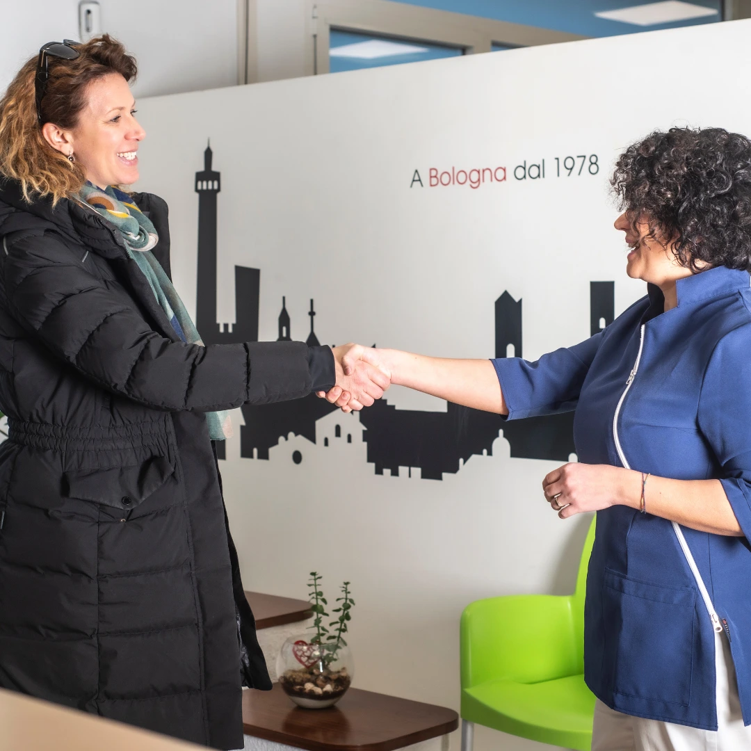 Niradent Centro Odontoiatrico: Studio Dentistico a Bologna - prima visita odontoiatrica a Bologna